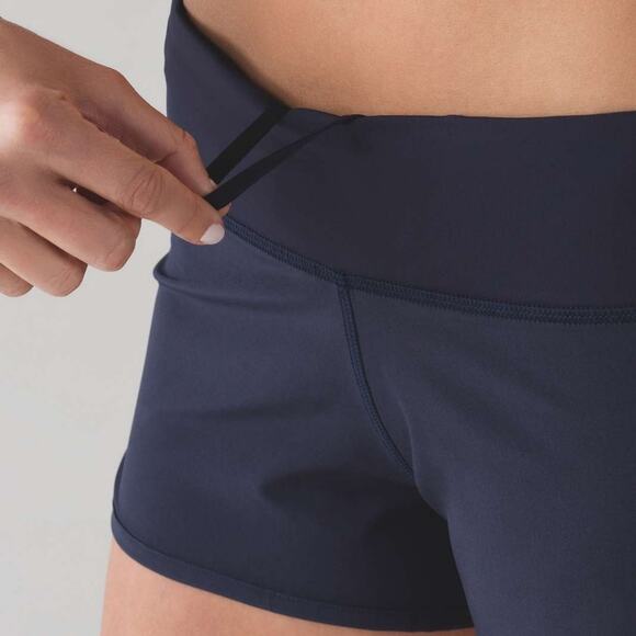 Lululemon Speed Short 4-way Stretch 2.5" Midnight Navy size 4 - Picture 3 of 8